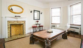 Lefferts Manor Bed & Breakfast