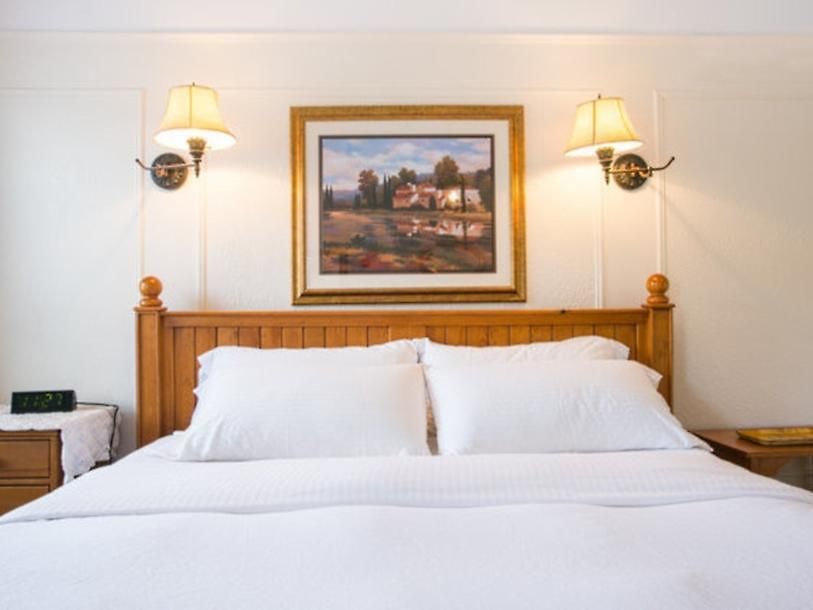 Lefferts Manor Bed & Breakfast