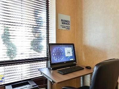 Country & By Radisson, Staten Island 3* New York
