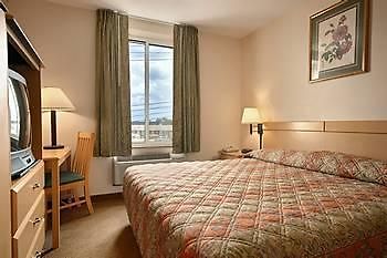 Days By Wyndham Jamaica / Jfk Airport Hotel New York