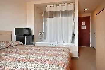 Days By Wyndham Jamaica / Jfk Airport Hotel New York