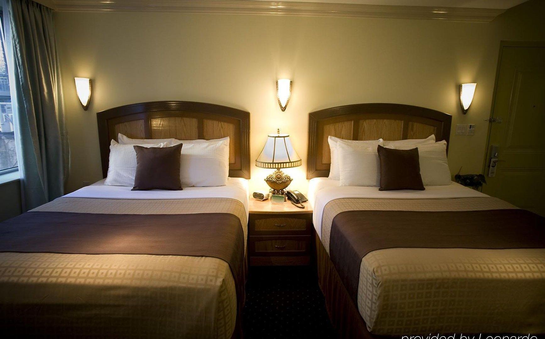 Mulberry Hotel 3*