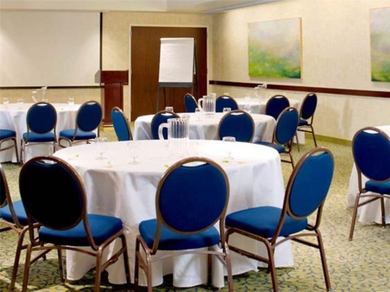 Courtyard By Marriott Manhattan Upper East Side New York