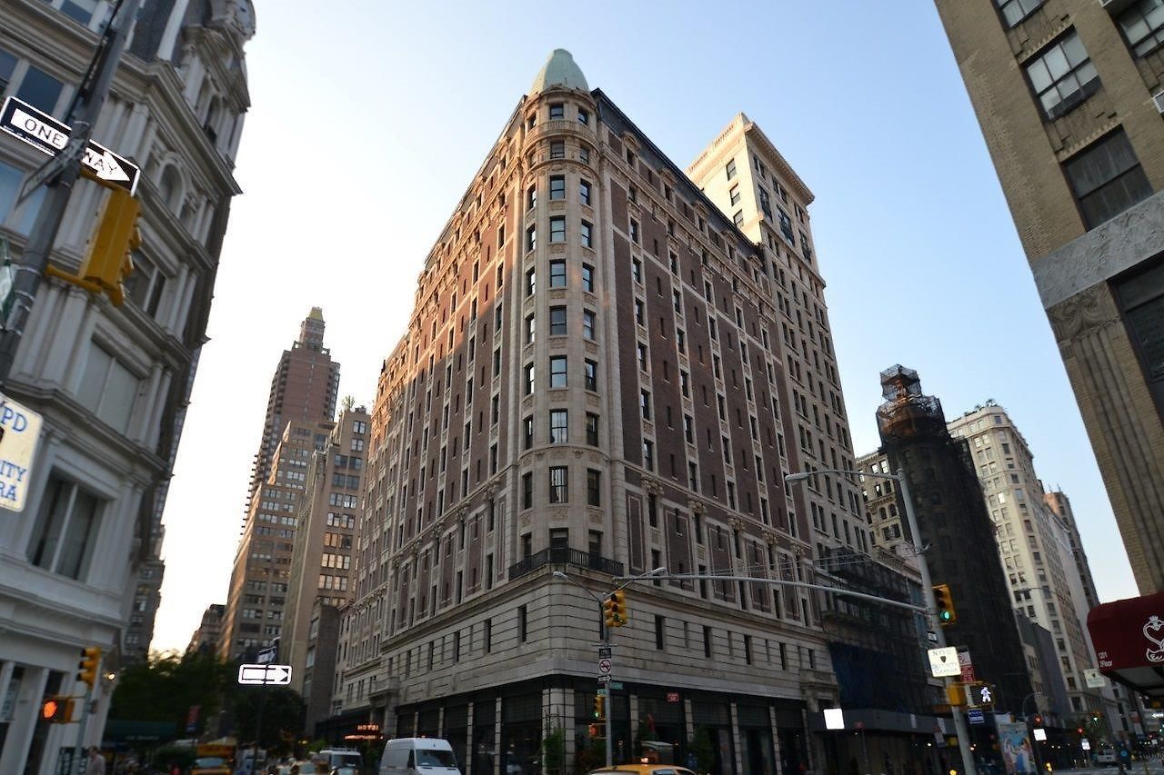Hotel Ace 4*