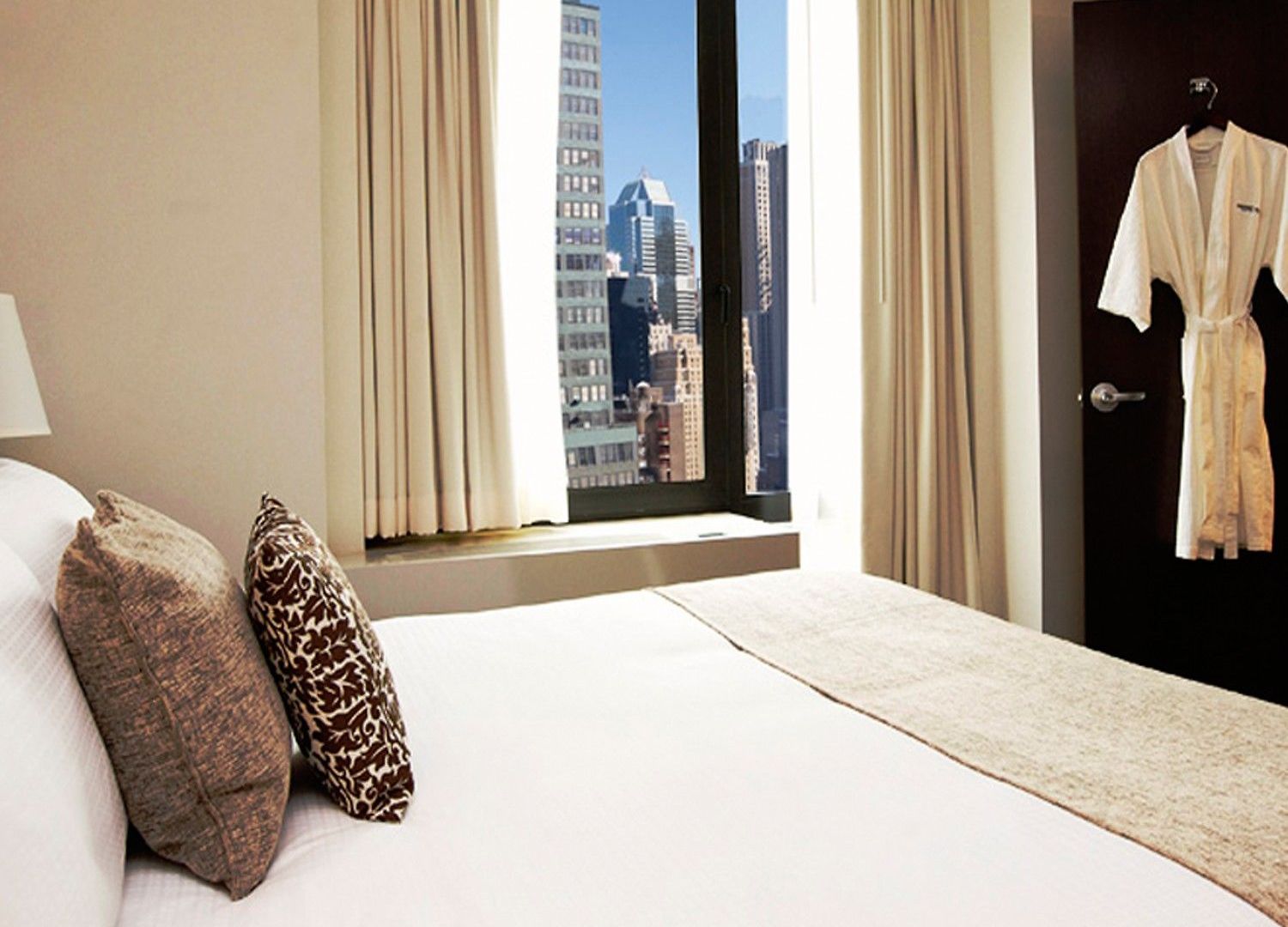 Hotel Distrikt City, Tapestry Collection By Hilton