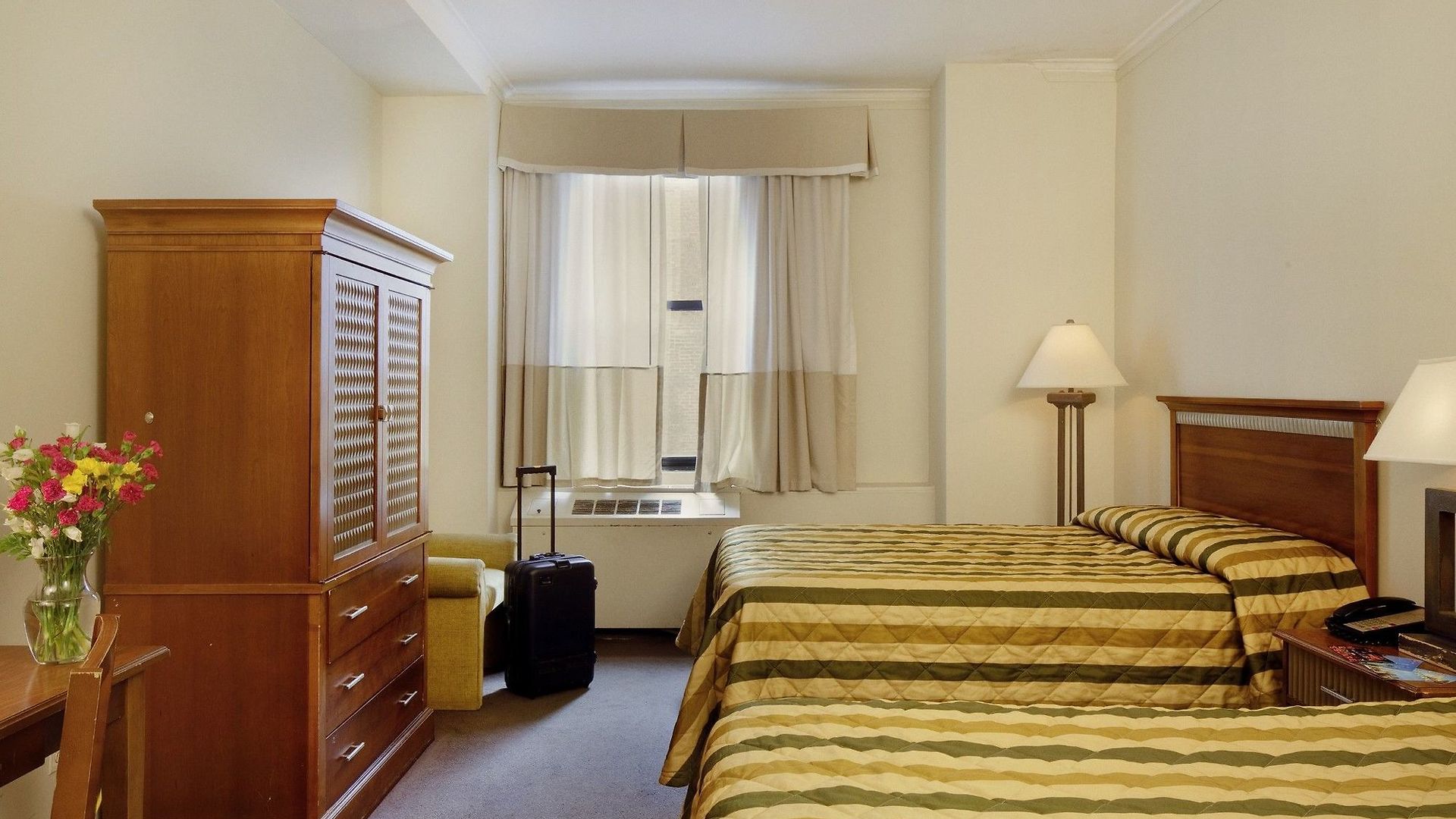 Hotel Pennsylvania 3*