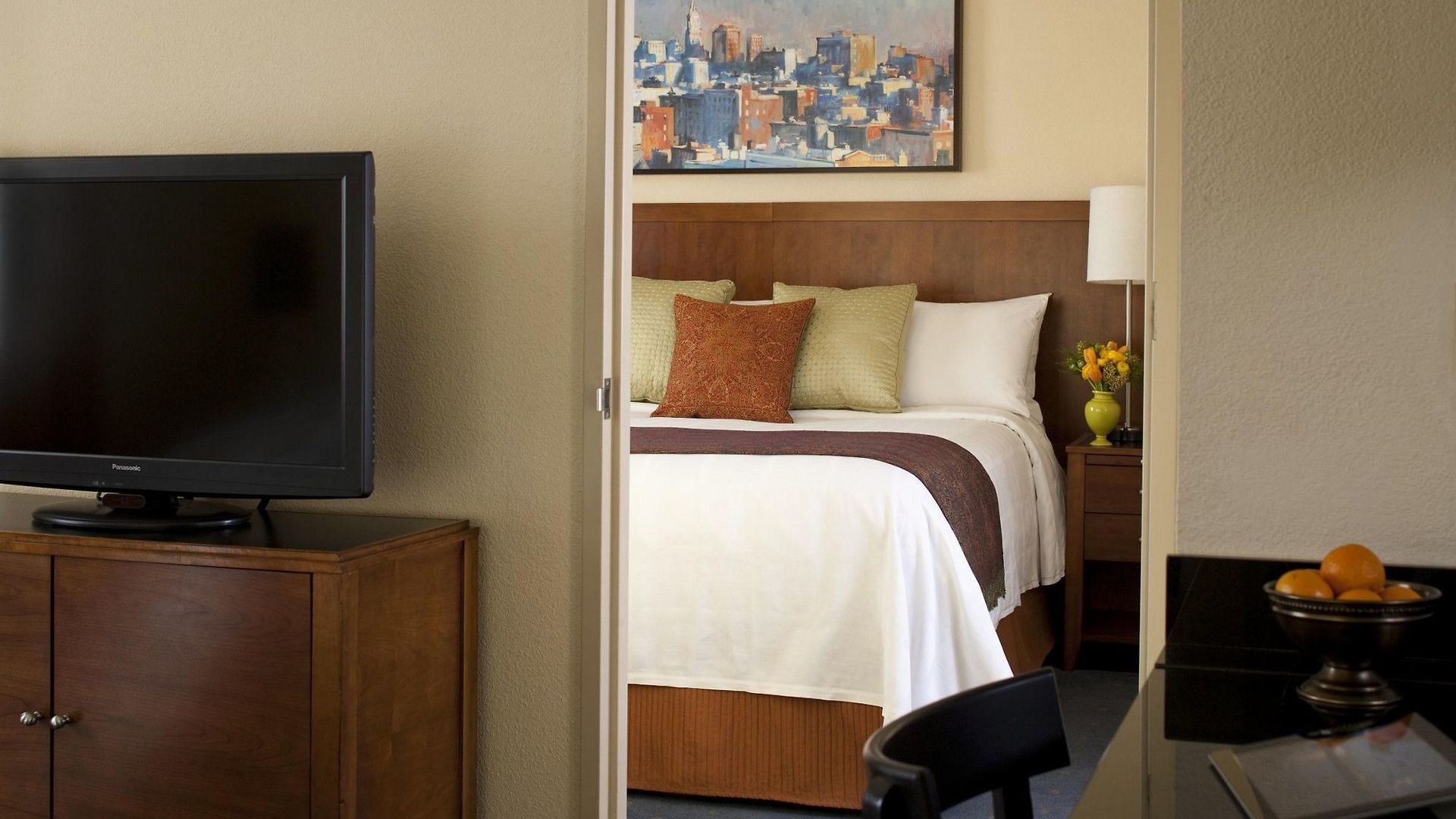 By Marriott Manhattan/central Park New York