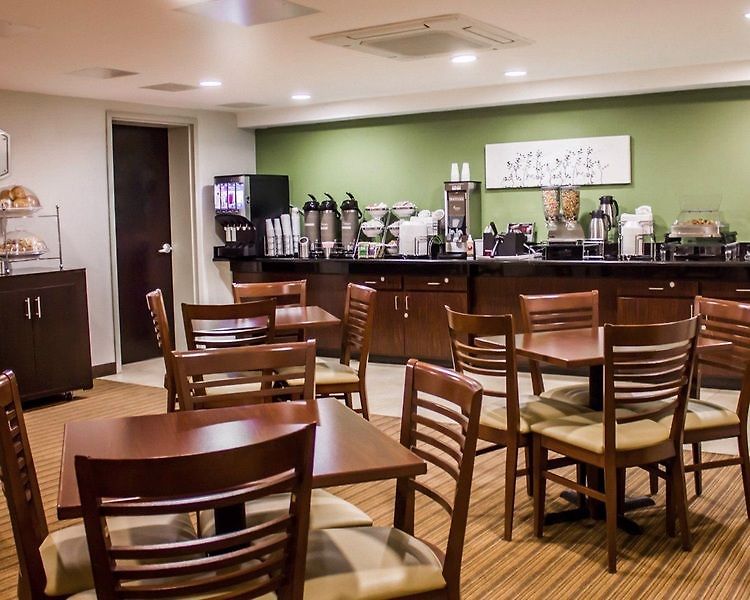 Cresthaven Jamaica-jfk