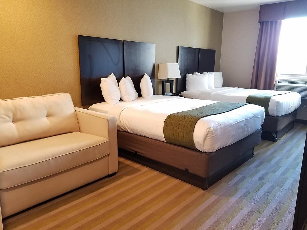 Western Plaza Hotel