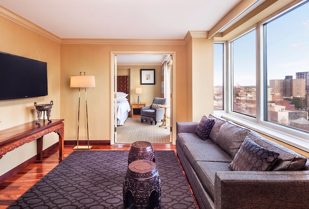 Hotel Sheraton Laguardia East 3*