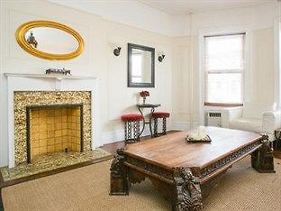 Lefferts Manor Bed & Breakfast 3*