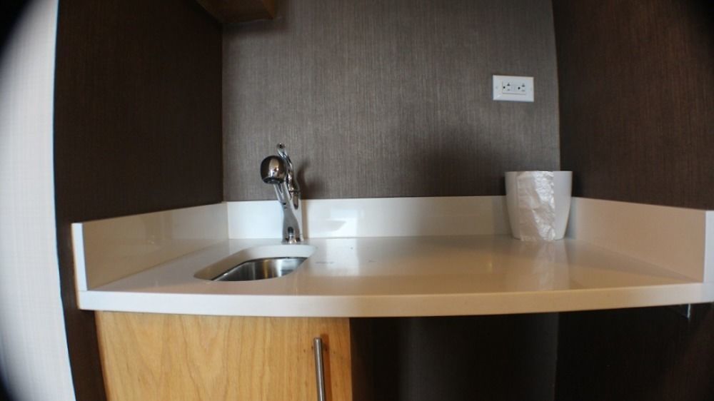Cliff Hotel 3*