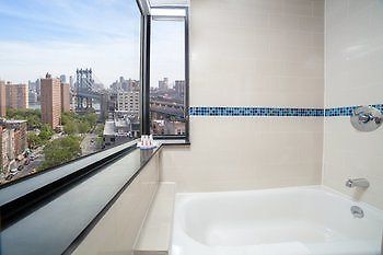 Howard Johnson Soho New York