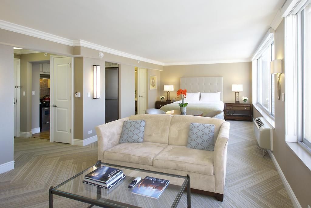 Apartment Sutton Court Residences New York