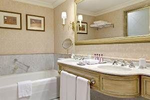 Hotel Park West 3*
