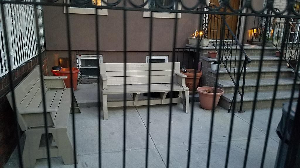 The Chauncey House Hostel
