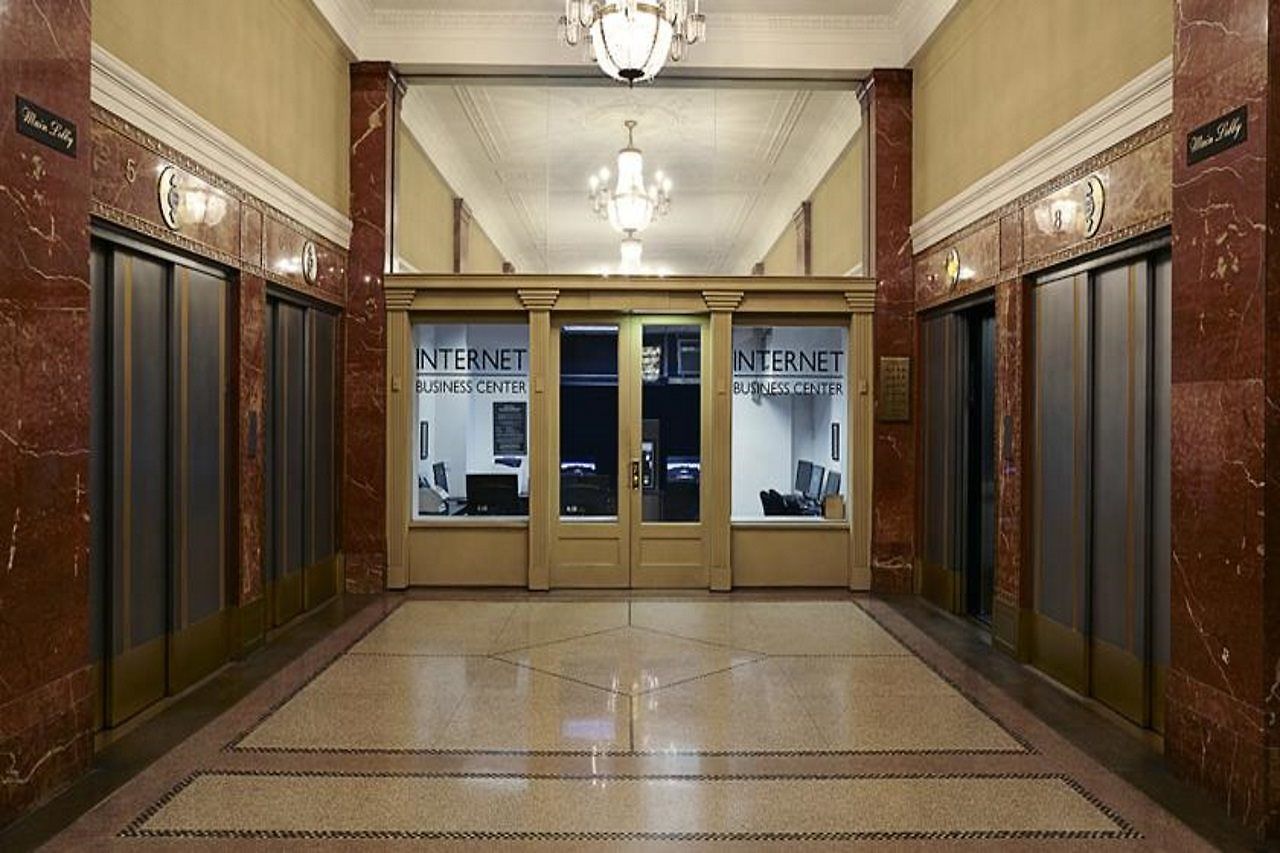 Pennsylvania Hotel 3*