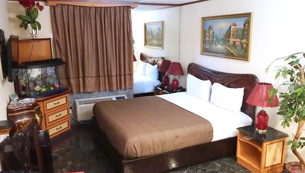 Paris 3*