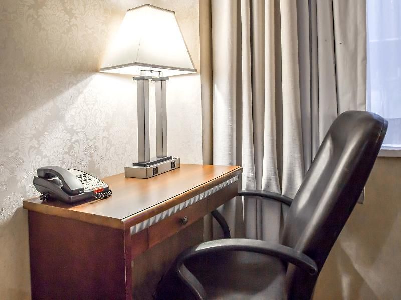 Comfort Manhattan Bridge 3*