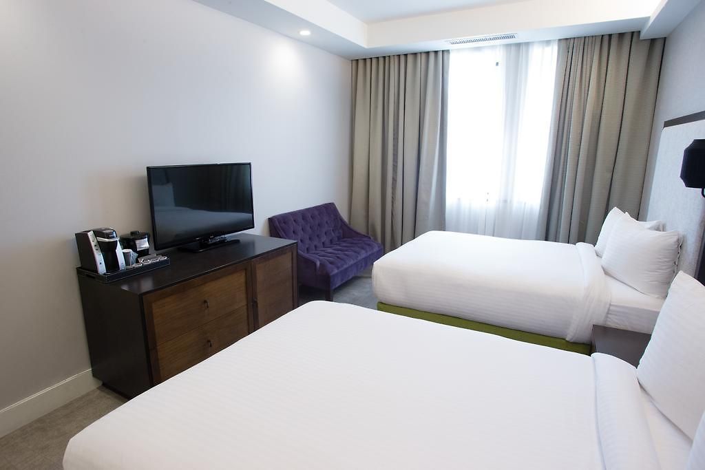 Hotel Leon Les
