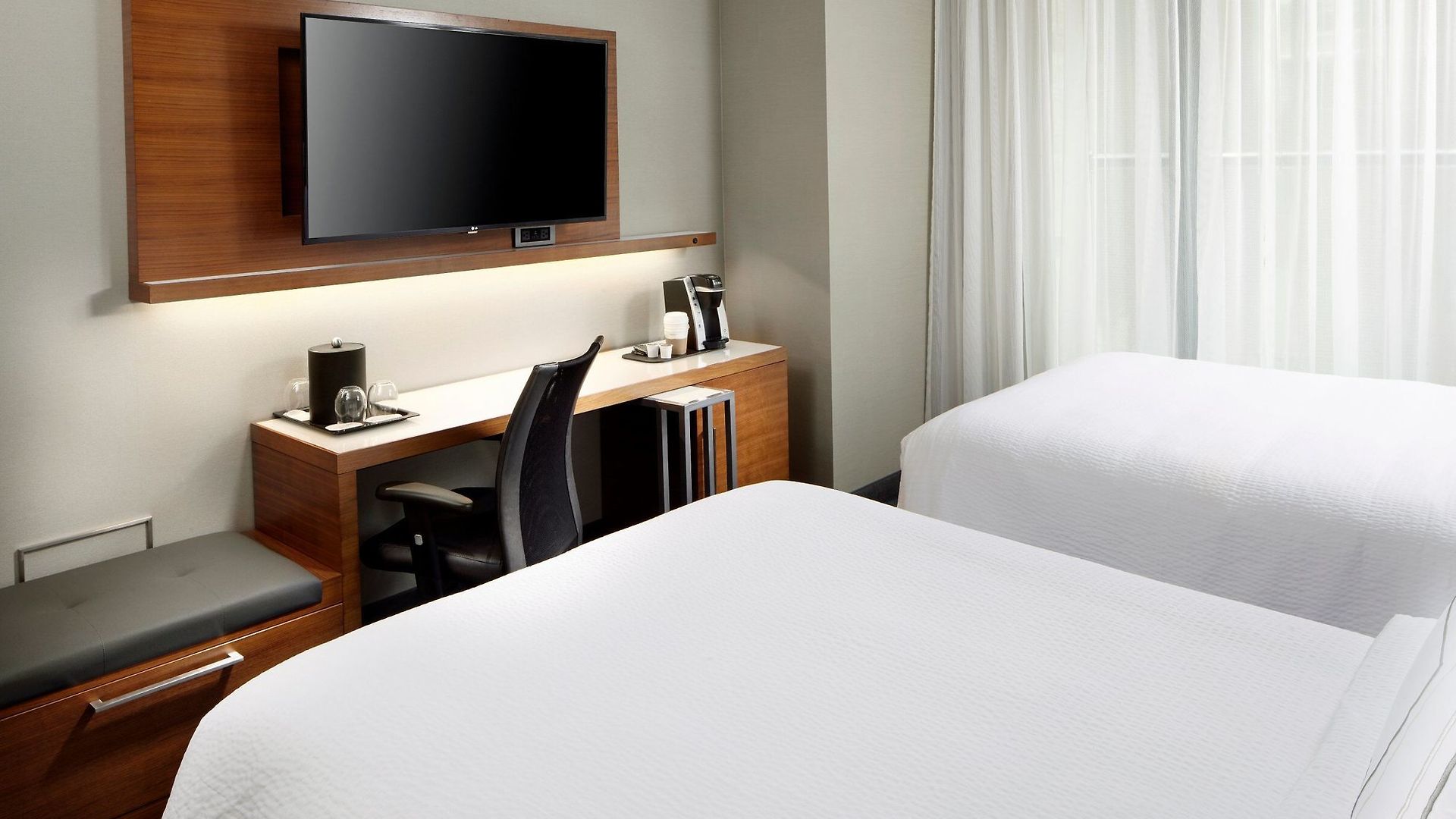 Courtyard By Marriott Downtown Manhattan/world Trade Center Area New York