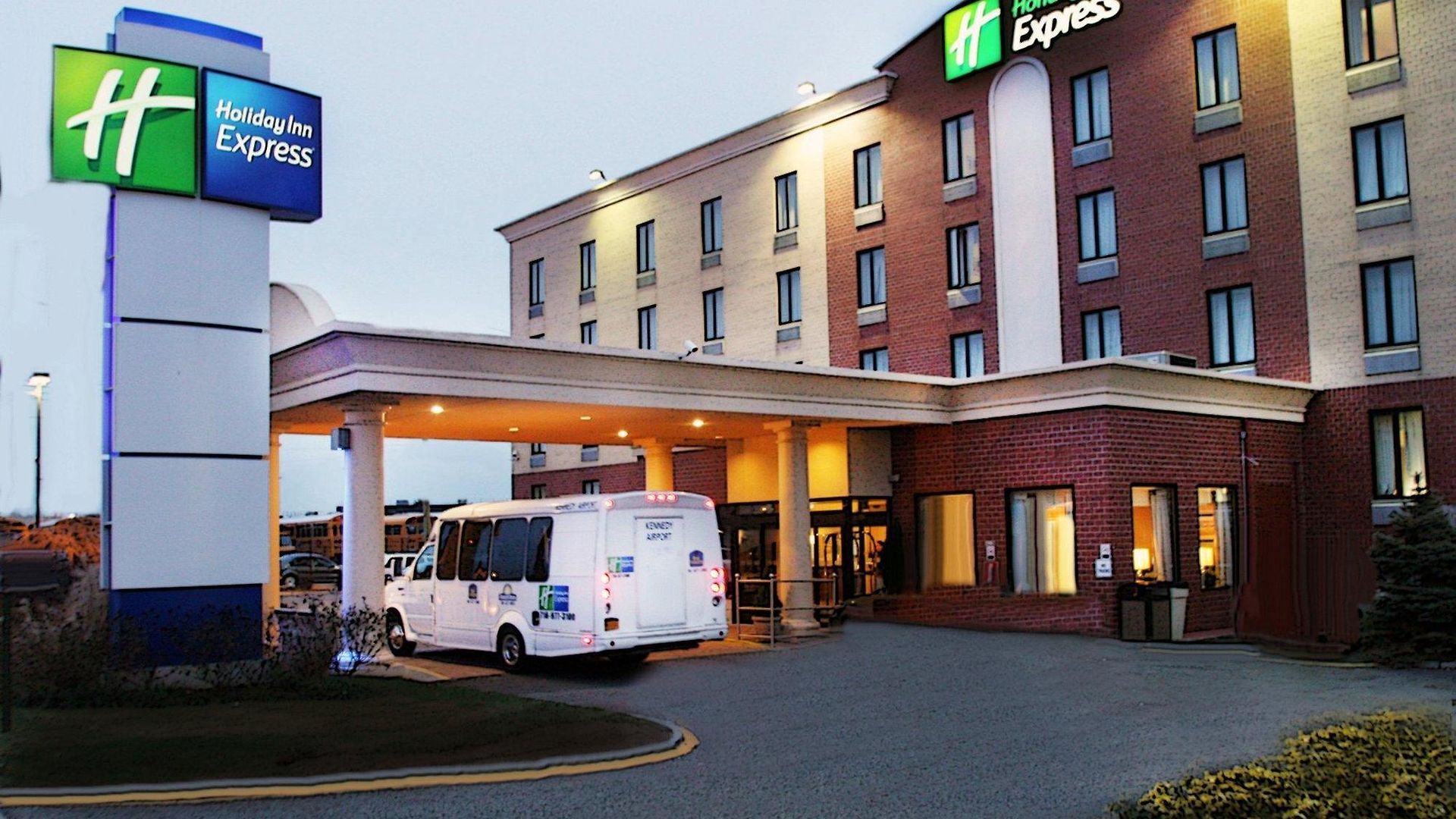Express Kennedy Airport, An Ihg New York