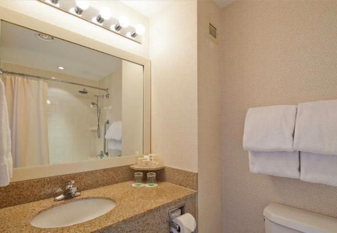 Hotel Courtyard By Marriott Jfk Airport New York