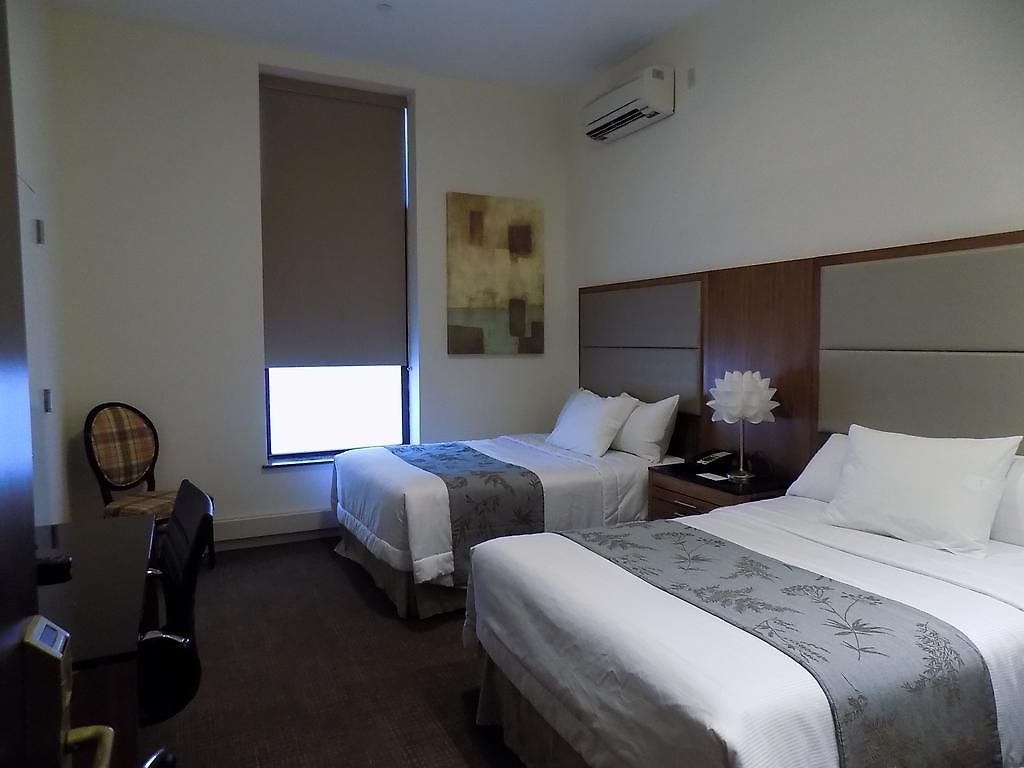 Americana Hotel 2*