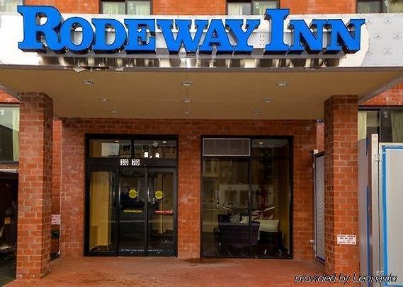 Rodeway Bronx Zoo Inn