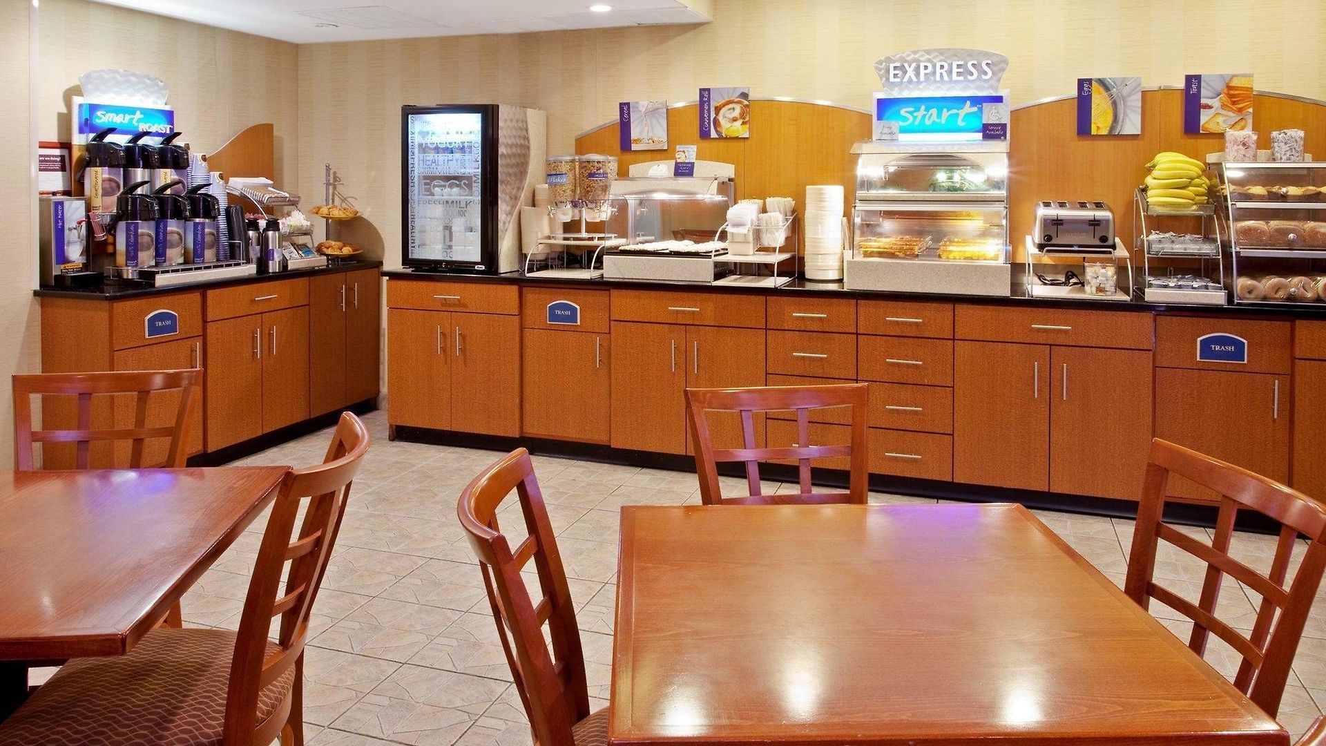 Hotel Express Brooklyn By Ihg
