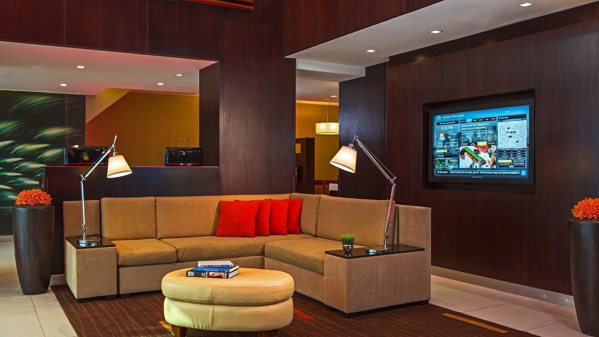Courtyard By Marriott Manhattan / Soho 4*