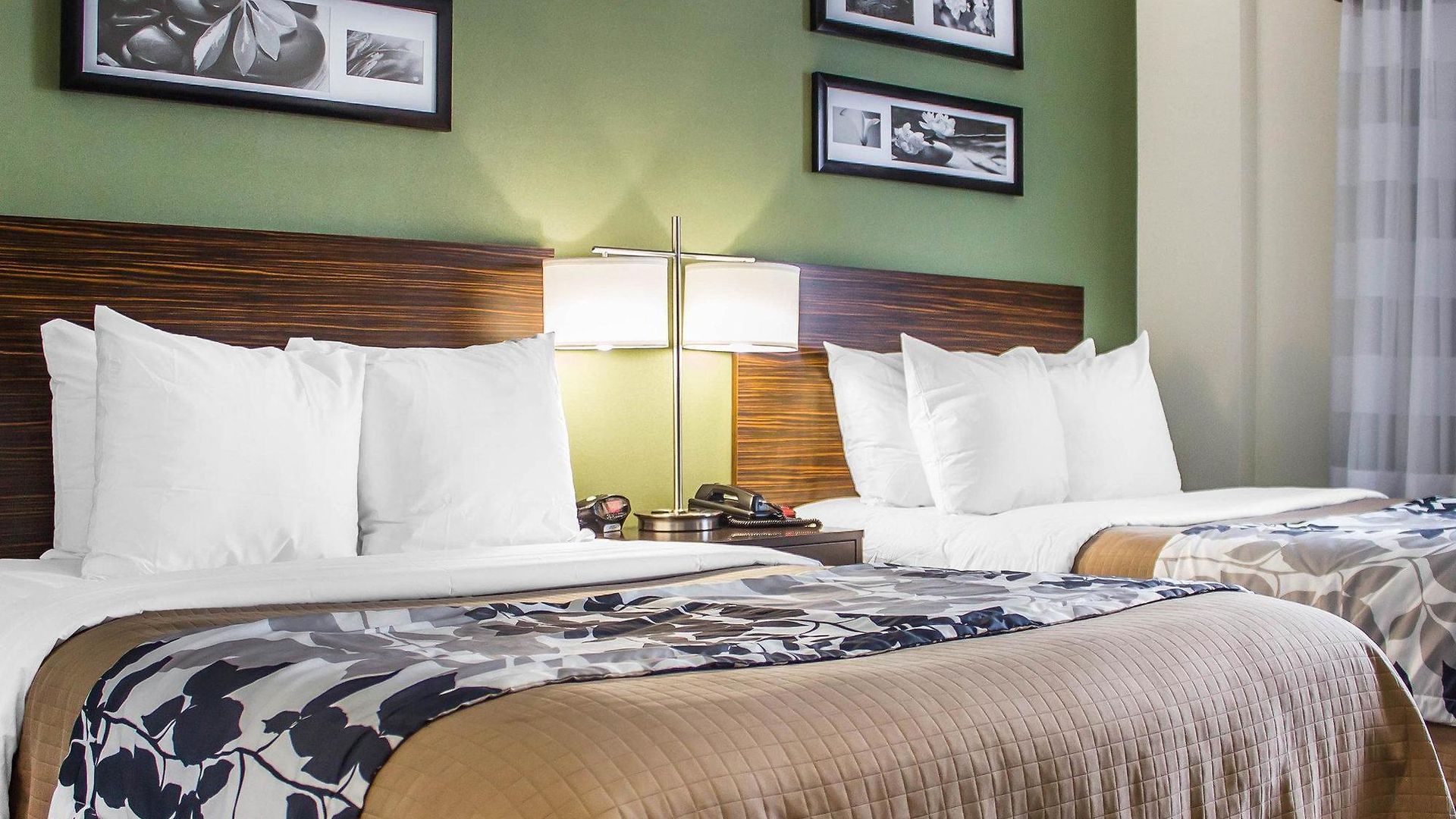 Hotel Days By Wyndham Brooklyn Borough Park