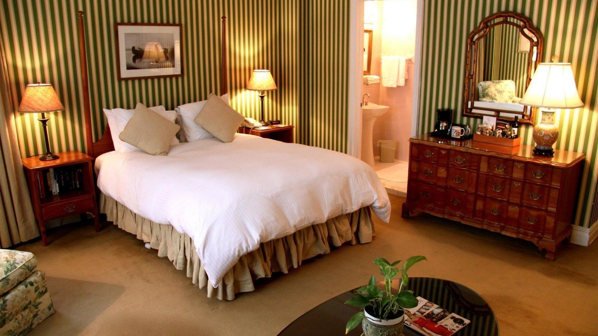 Roger Smith 3* New York