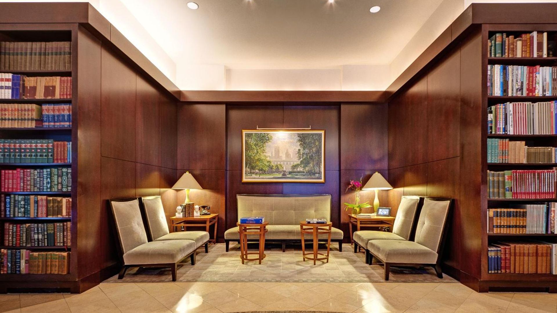 Hotel Library By Library Collection 4*