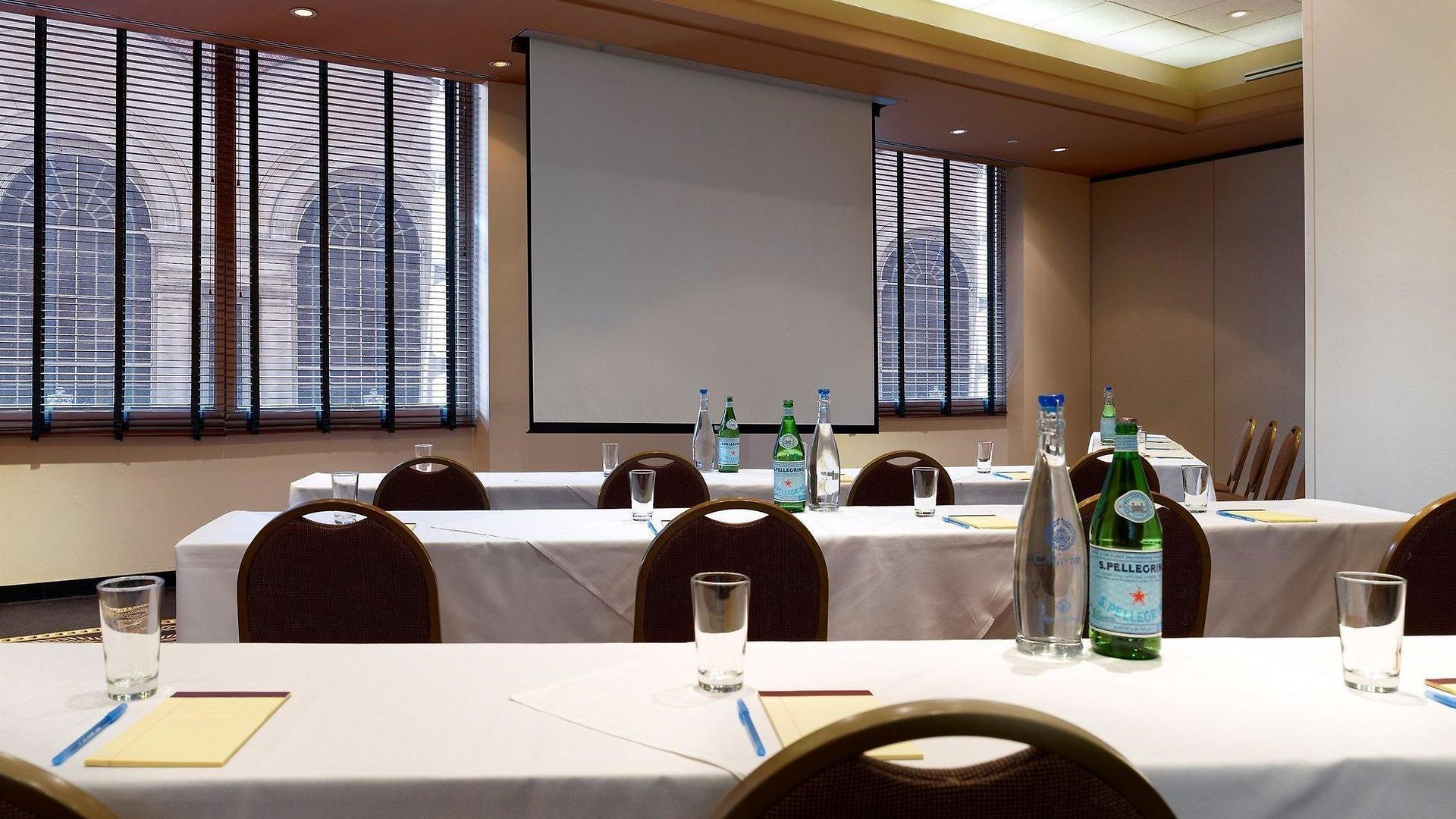 Radisson Street Hotel New York