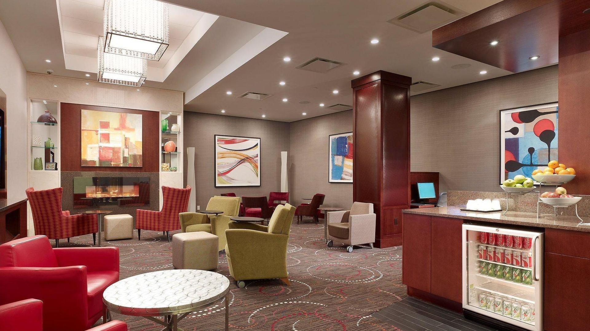 Radisson Street 4*