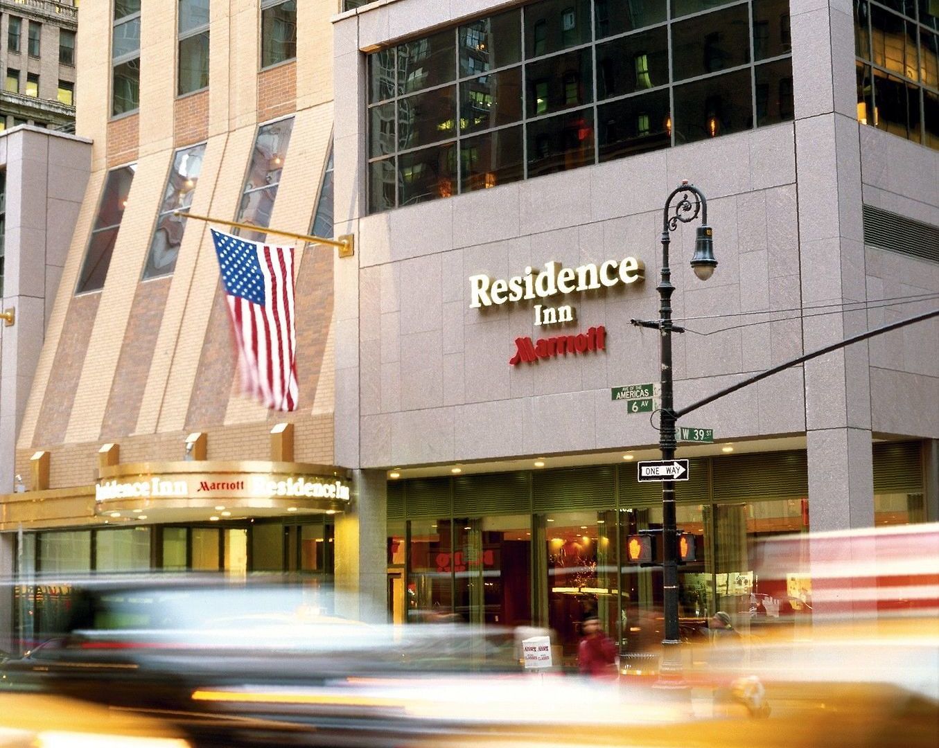 By Marriott Manhattan/times Square Hotel New York