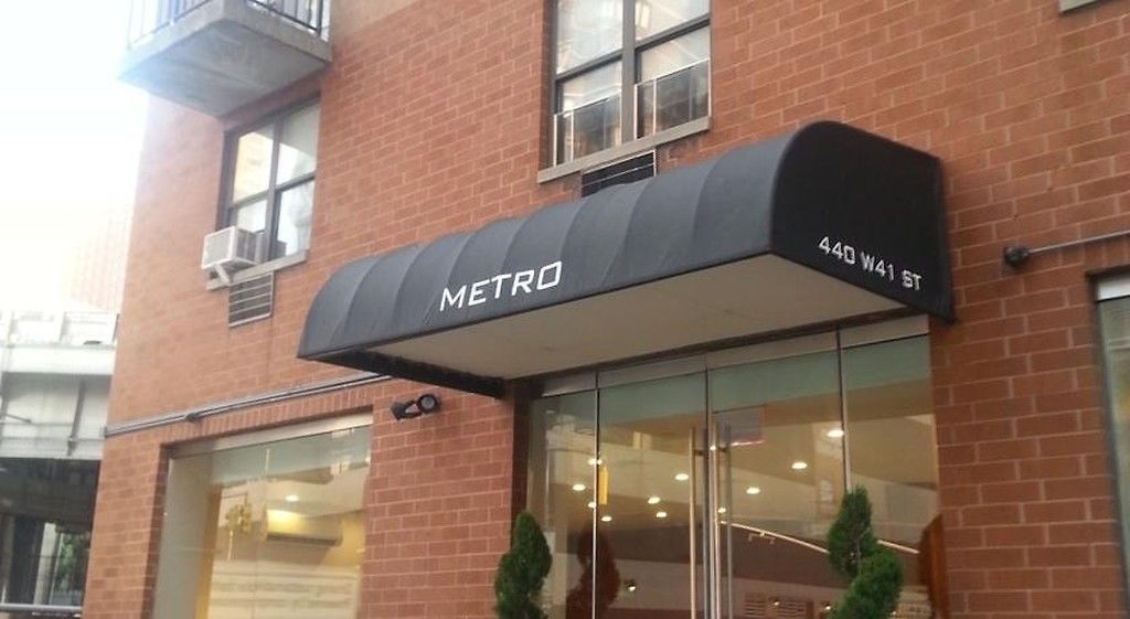 Metro * New York