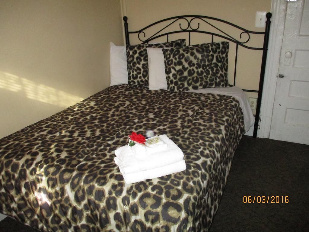 Neptune Hotel