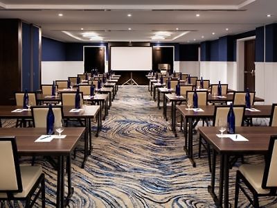 Hotel Hilton Brooklyn - Newly Renovated 4*