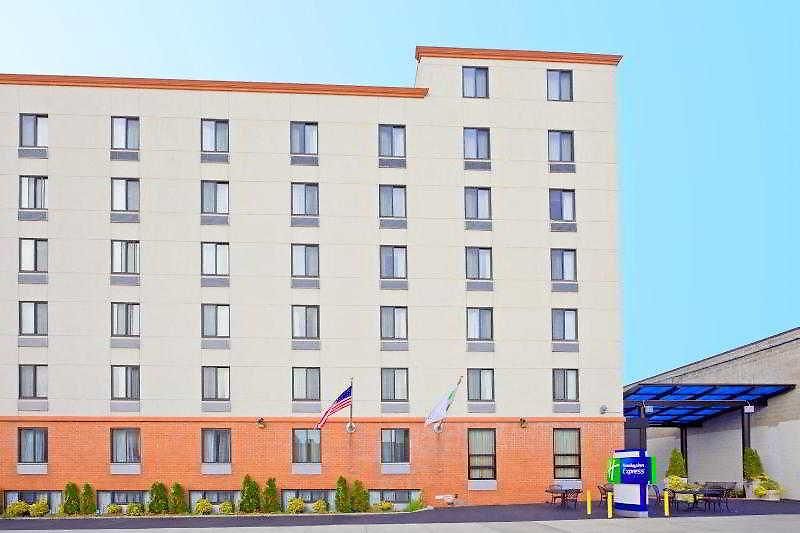 Hotel Red Lion And Brooklyn New York