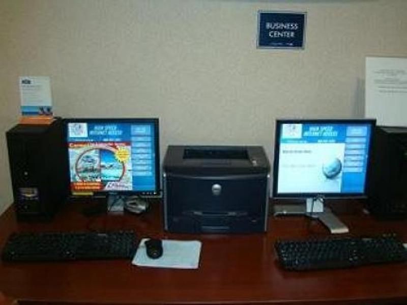 Quality Jfk Airport Rockaway Blvd Hotel 2*