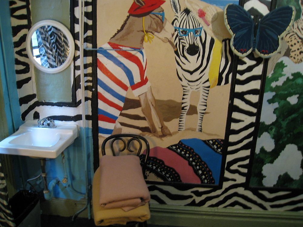 Hotel Carlton Arms 2*