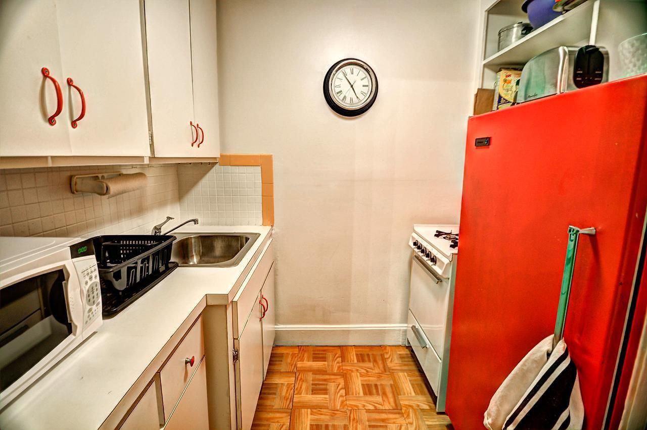 Chelsea Art Hostel New York