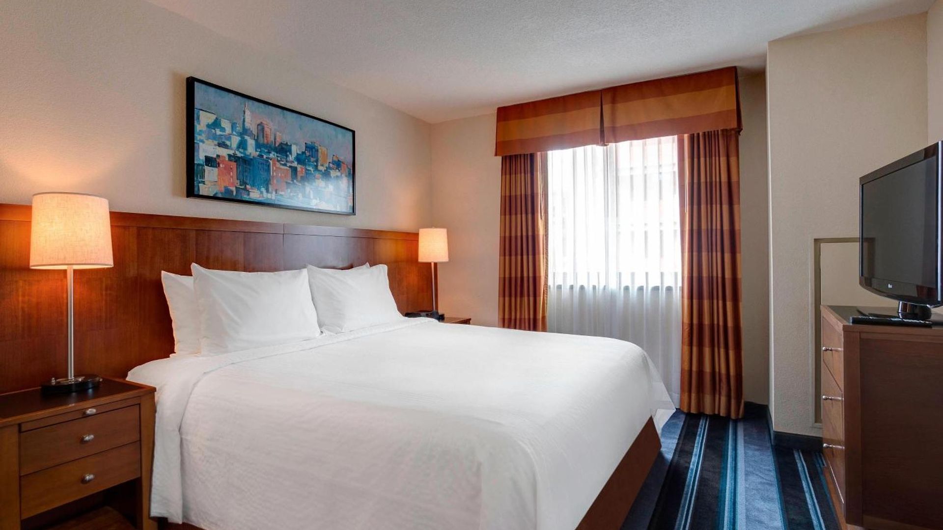 Hotel By Marriott Manhattan/times Square 4*