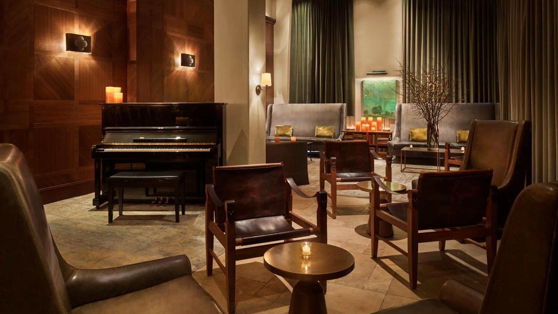 Hotel Refinery -