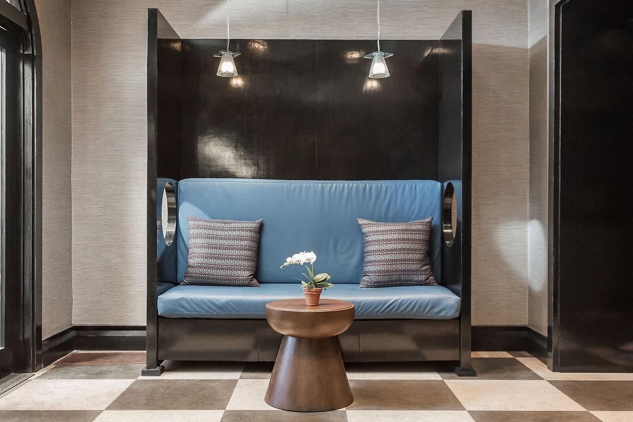 Park West Hotel 3*