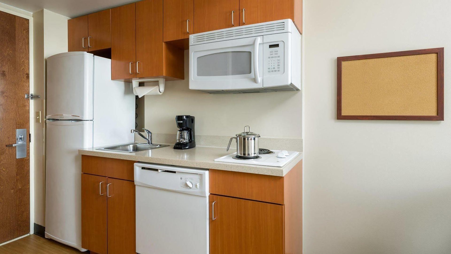 Candlewood Nyc -times Square By Ihg Hotel 3*