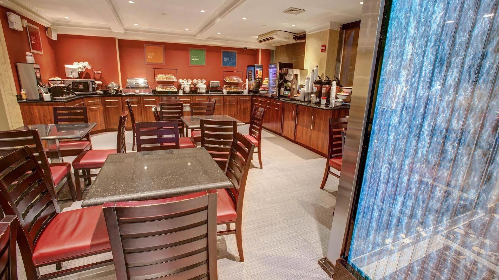 Ramada By Wyndham Times Square West Hotel 3*
