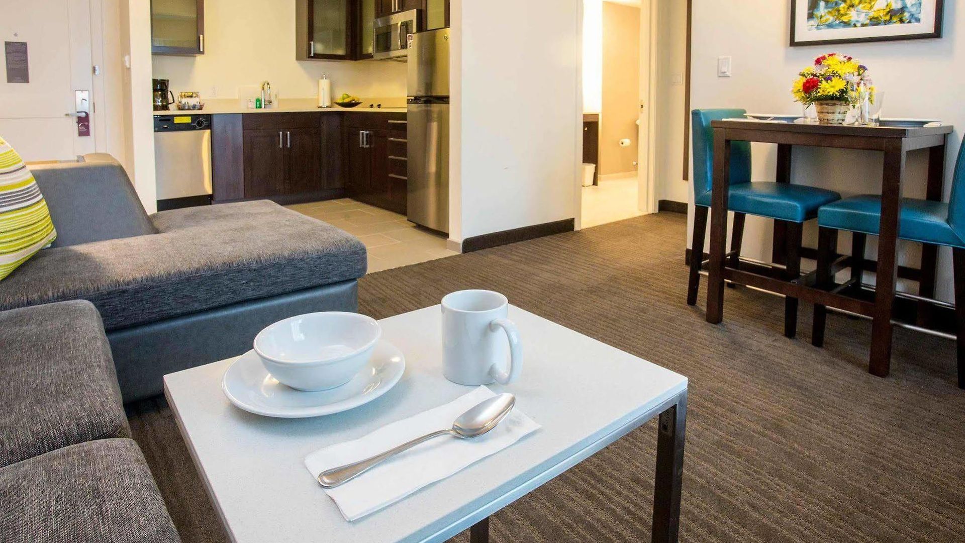 By Marriott The Bronx At Metro Center Atrium Hotel 3*